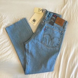 Levi’s Wedgie Straight